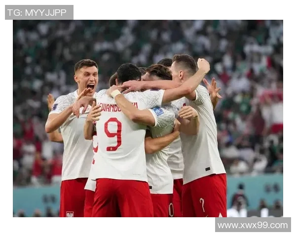 足球巨星进球后上演恐怖舞蹈引爆全场观众热情惊叹瞬间